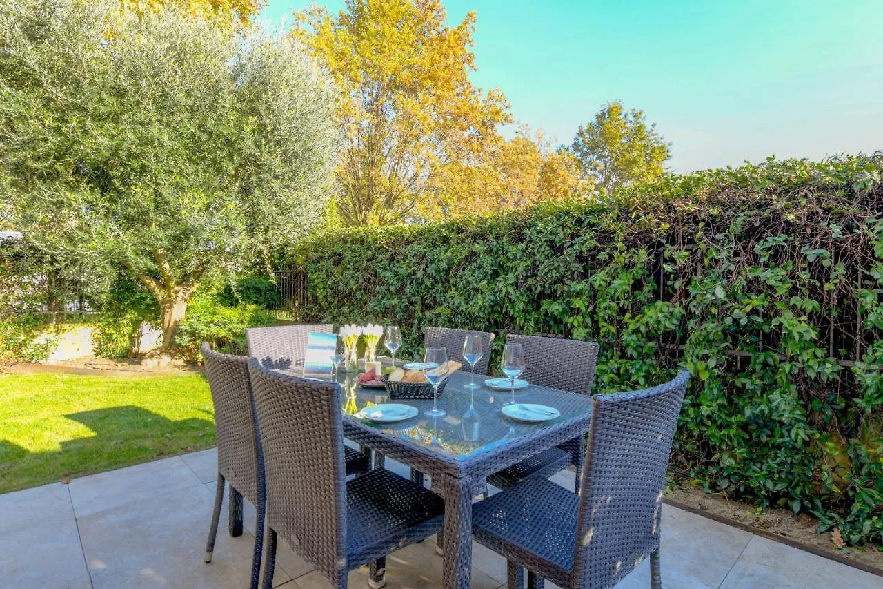 My Peschiera Family Home Xl بسكييرا ديل غاردا 0*,